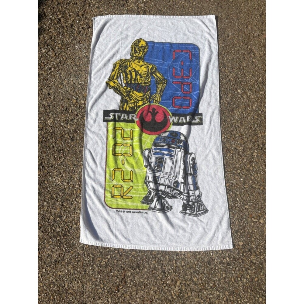 Lucasfilm Ltd. C-3PO and R2-D2 Droids Beach Towel 28 X 53 in White 100% Cotton